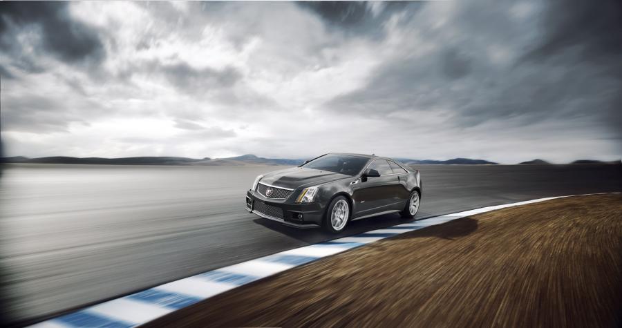  Cadillac CTS-V Coupe 2010 года  (фото 294 из 315)